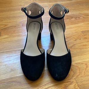 Giani Bernini Memory Foam Black Heels